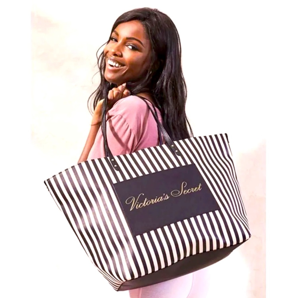 NWT-Victoria Secret November 2020 Striped Black & White Weekender Tote🖤🤍